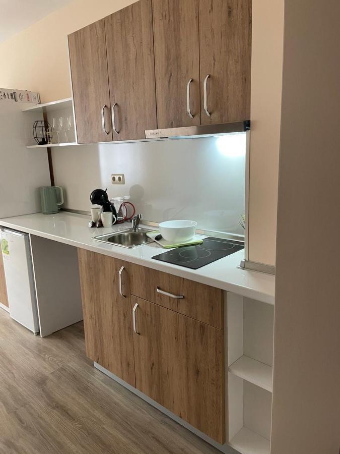 Private Apartments In Apolon Ravda Bagian luar foto