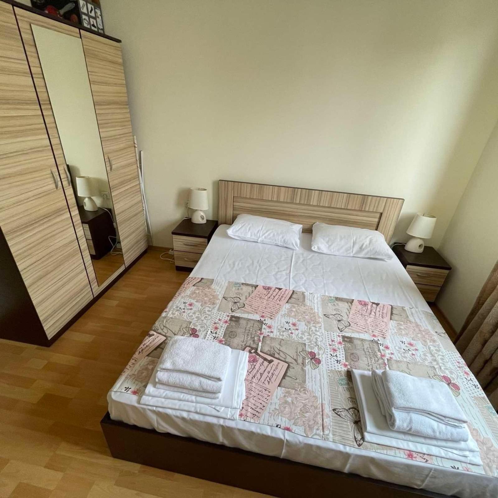 Private Apartments In Apolon Ravda Bagian luar foto