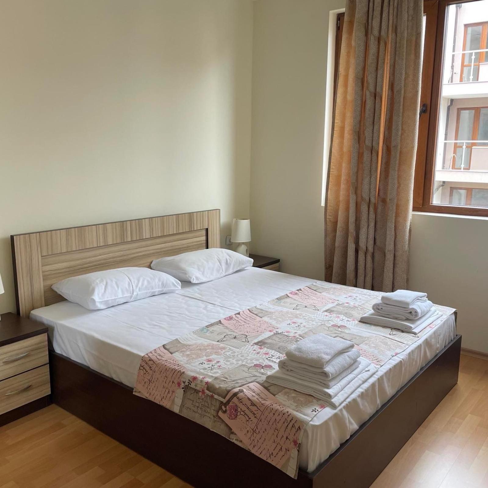 Private Apartments In Apolon Ravda Bagian luar foto